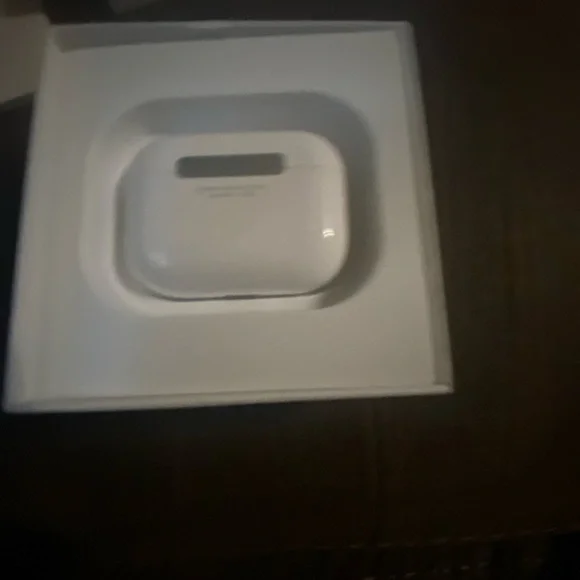 Apple White Earbud Headphones